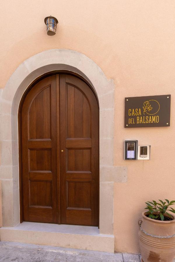 شقة Casa Del Balsamo ريثيمنو المظهر الخارجي الصورة